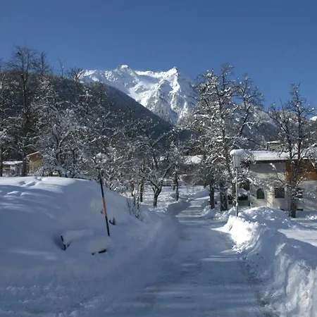 Πανσιόν Rosenegg 3*